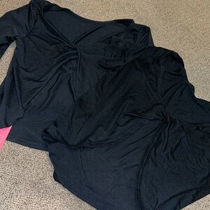 ❤️ 2 black open‎ back shirt & long sleeve tops large